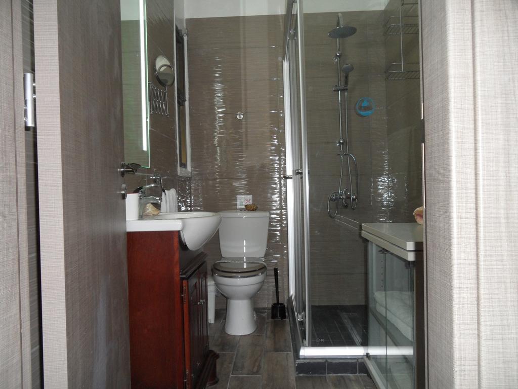 Sunshine Apts, Two Bedroom , Free Internet, No 3 Ayia Napa Exterior foto